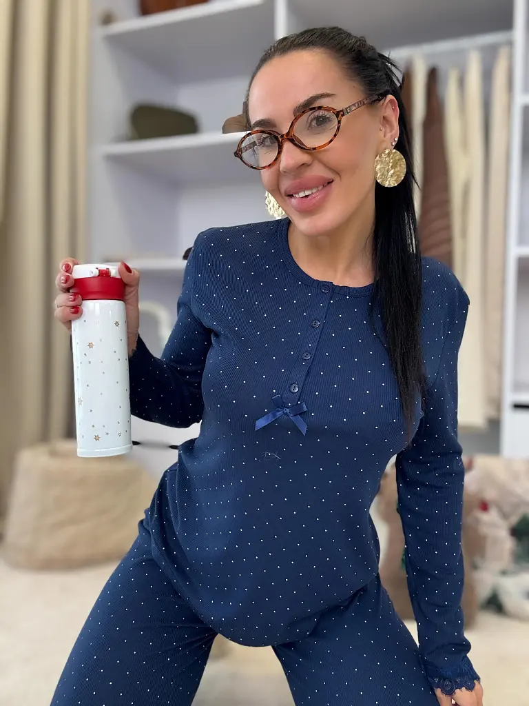 Bordázott pizsama csipkeszegéllyel AVILMA - next