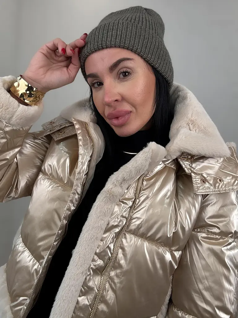 Kötött sapka - next