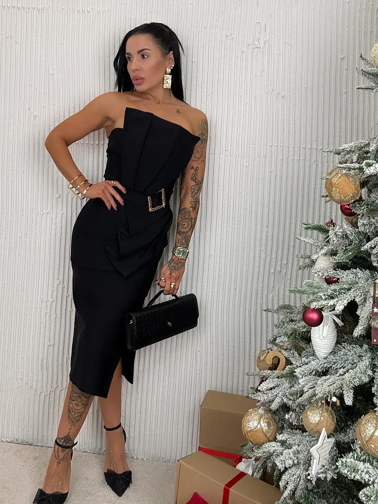 Elegáns női ruha arany színű dísszel NELLA