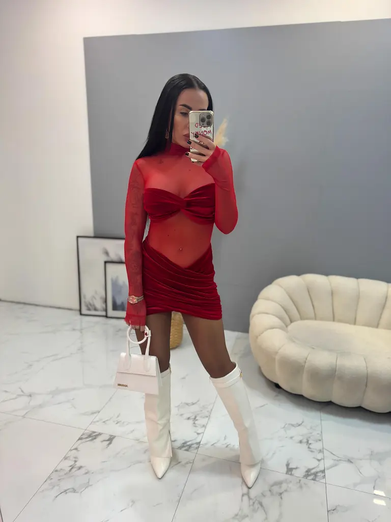 Bársony ruha sifonnal kombinálva NICOUA