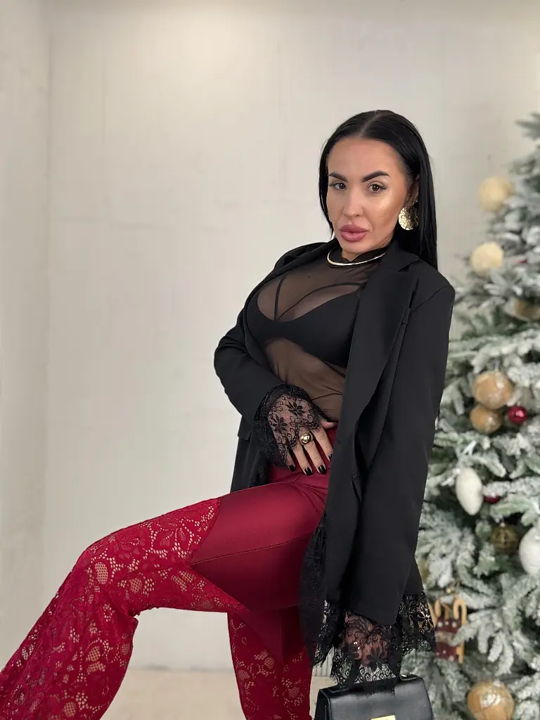 Magas derekú trapéz leggings csipkével AVELIA - next