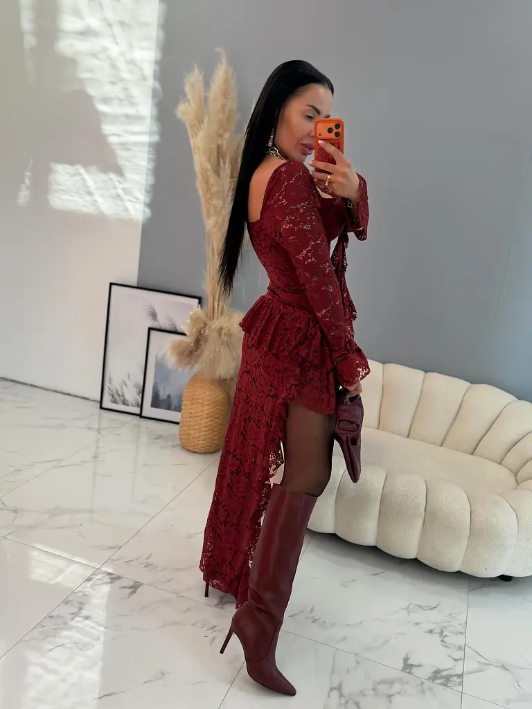 Asszimmetrikus csipkeruha RILLIA - next