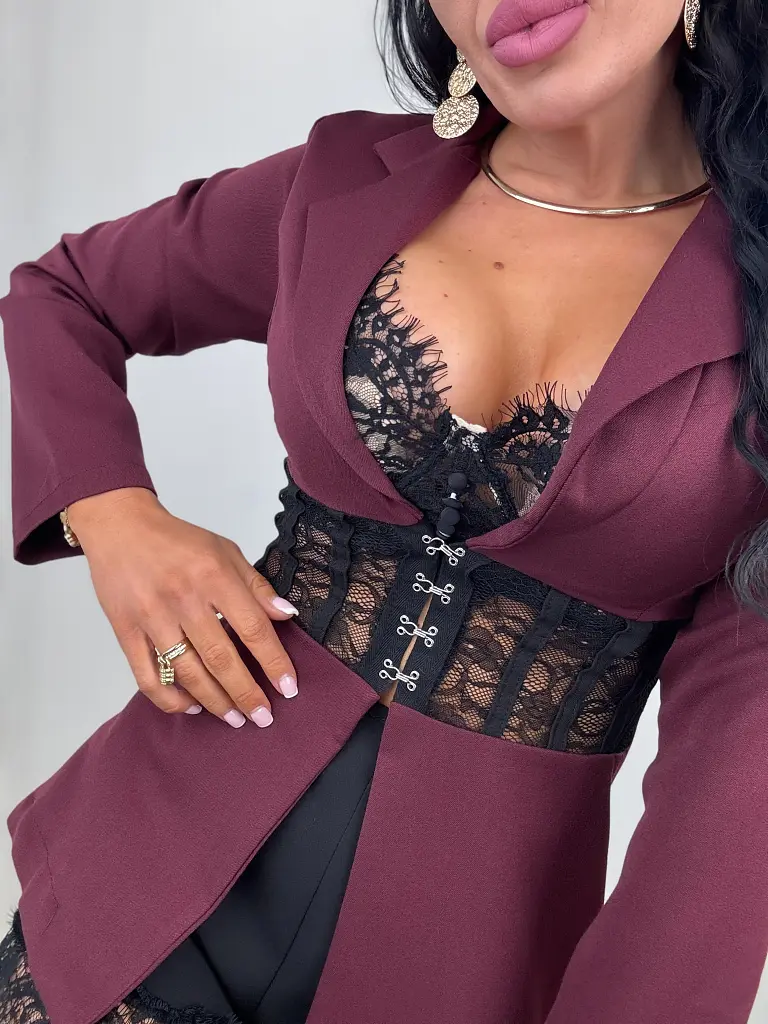 Bordó zakó csipkével AIKO