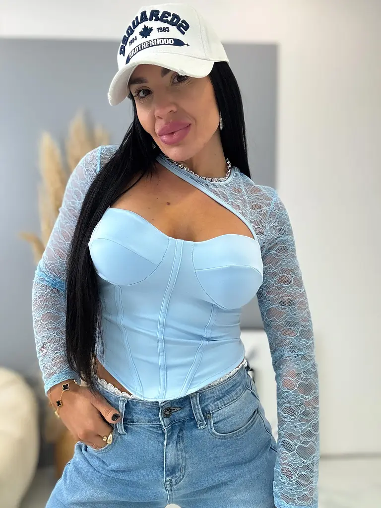 Csipkés felső melltöméssel DORKA - next