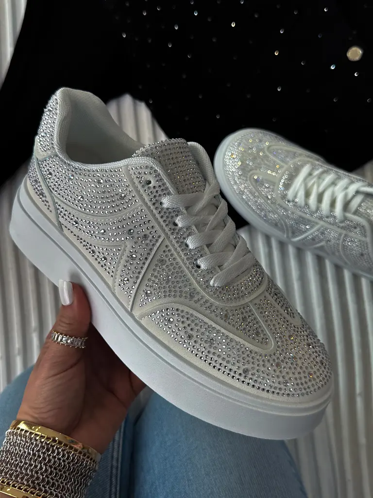 Kövekkel díszített platformos sportcipő VIANNA