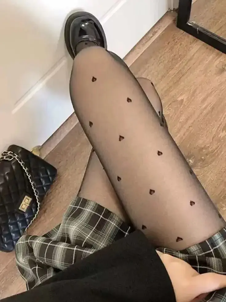 Mintás fekete harisnyanadrág