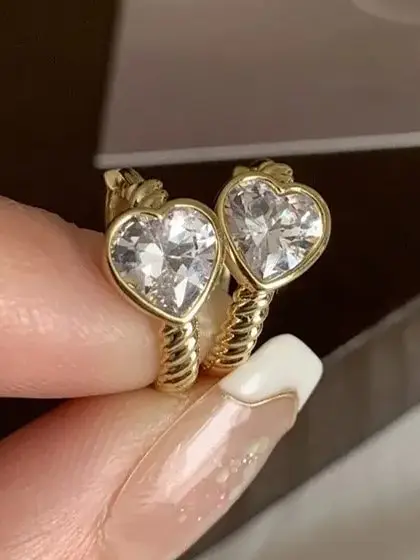 Szivecskés fülbevaló - next