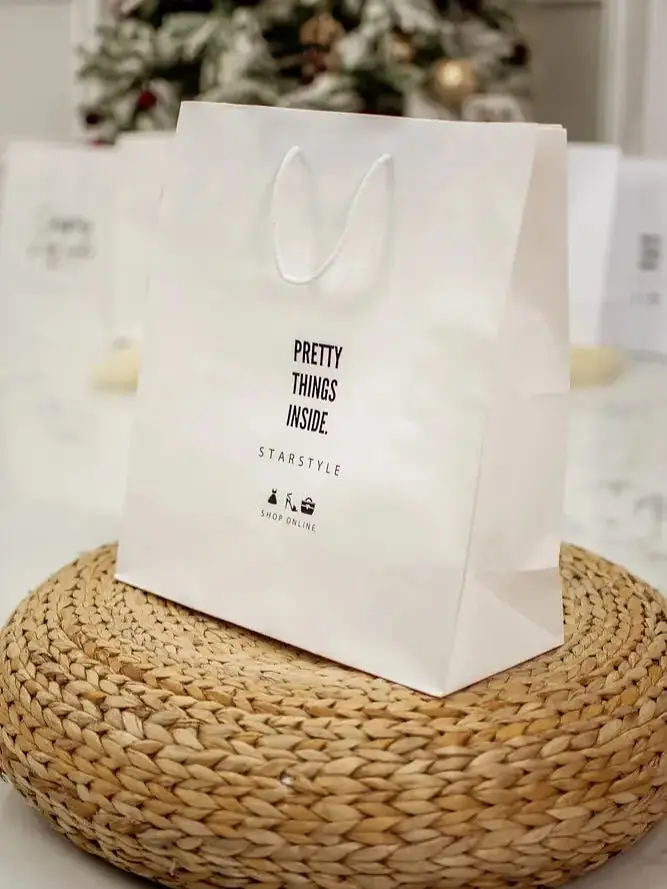 Papír ajándéktáska - next