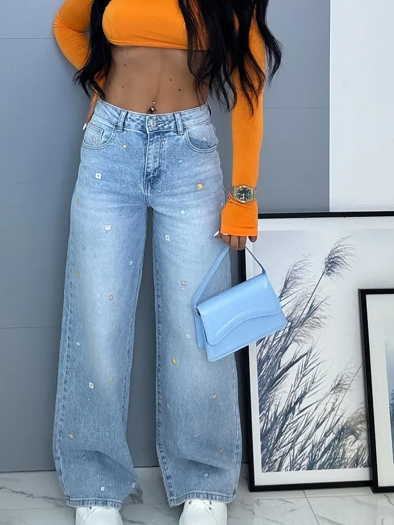 Hímzéssel és kövekkel díszített High Waist farmer - next