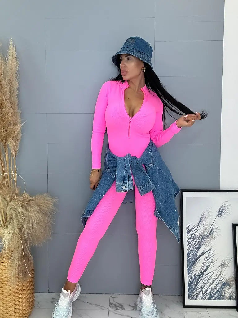 Alakformáló bordázott anyagú overál ALICENT - next