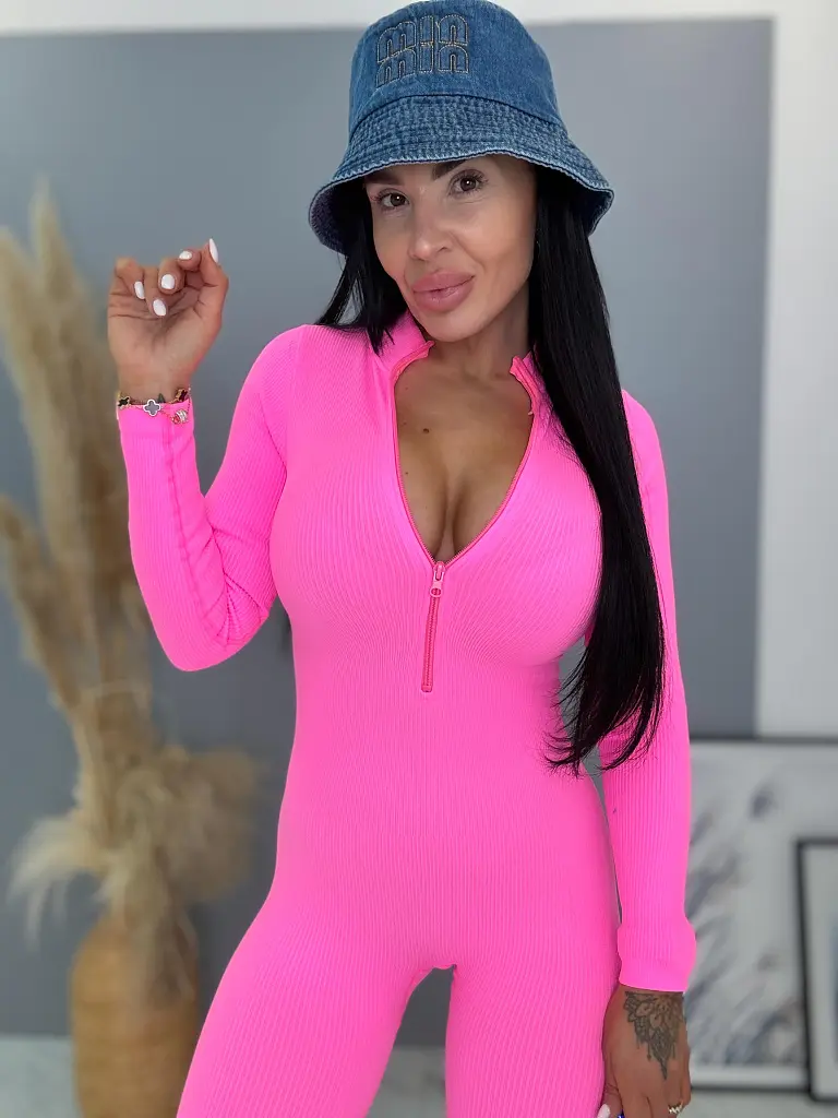 Alakformáló bordázott anyagú overál ALICENT