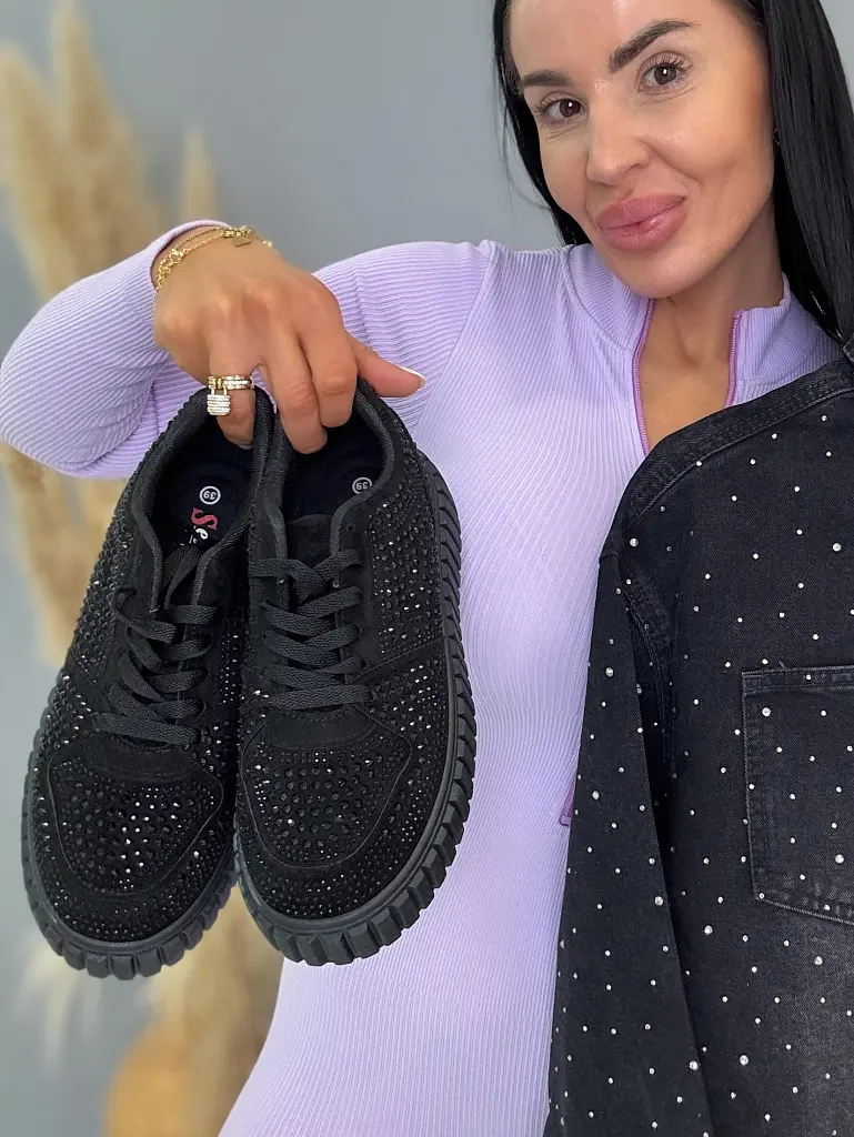 Kövekkel díszített platformos sportcipő BREDA