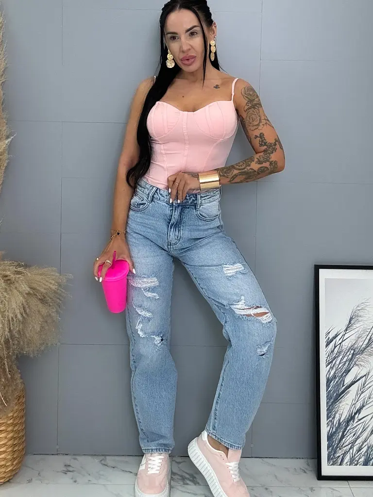 Szaggatott magas derekú mom fit farmer 