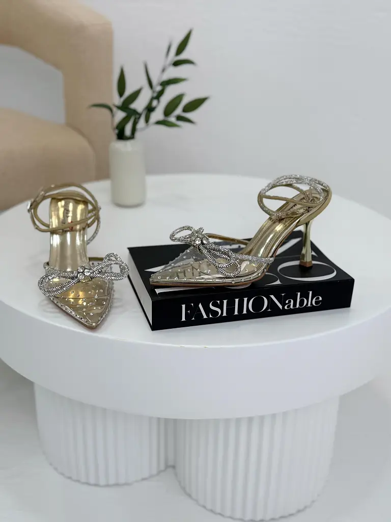 Áttetsző szandál kövecskékkel és masnival GITTA - next