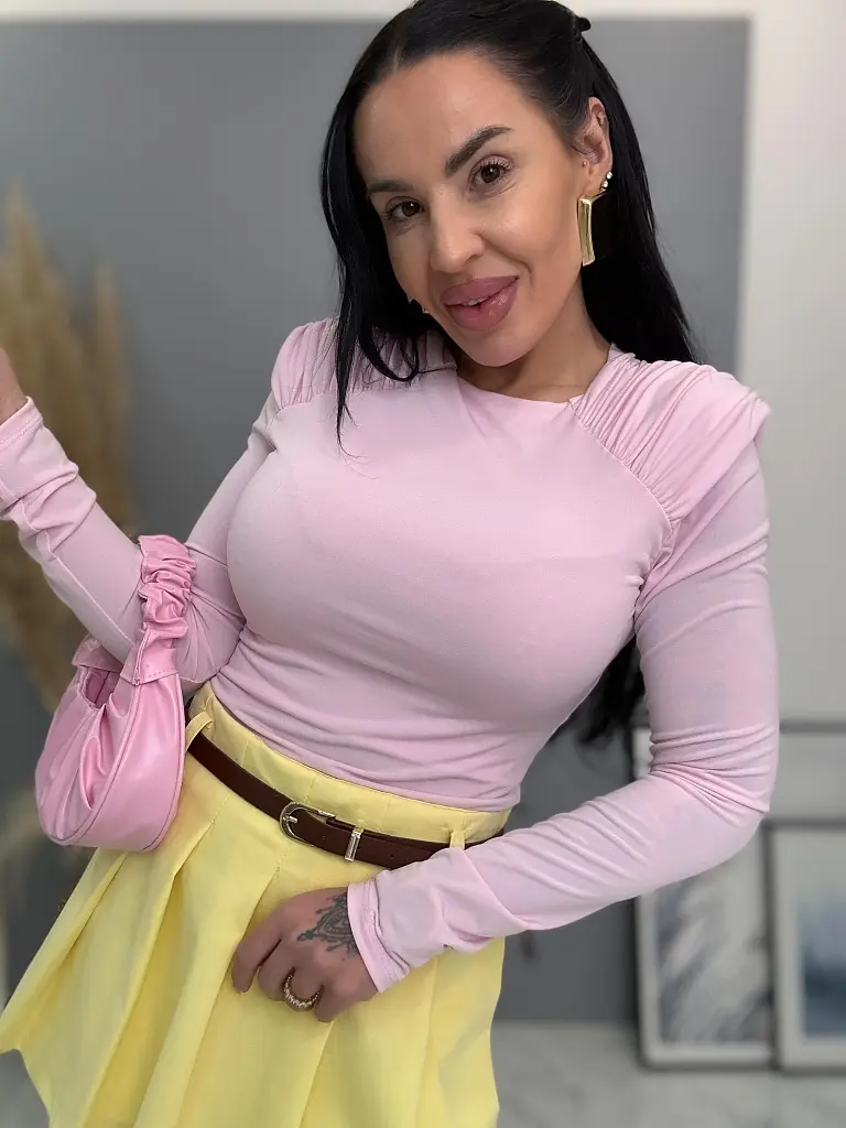 Válltöméses felső ráncolt vállrésszel MEDORA - next