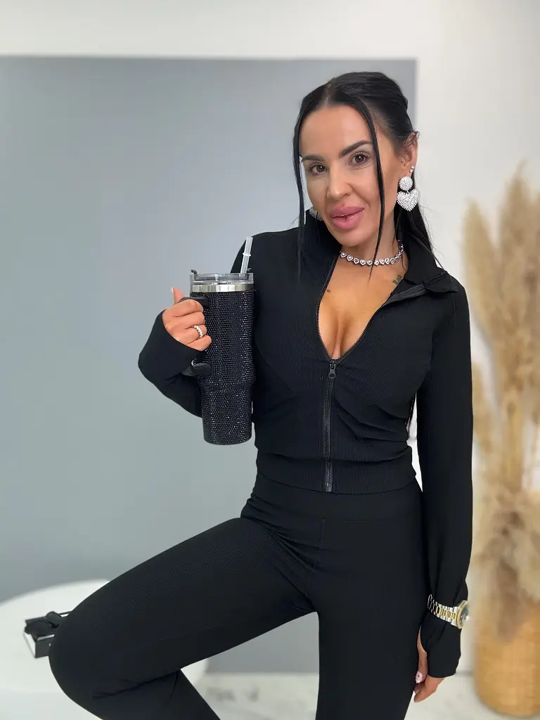 Bordázott anyagú sportos szett SINEVA