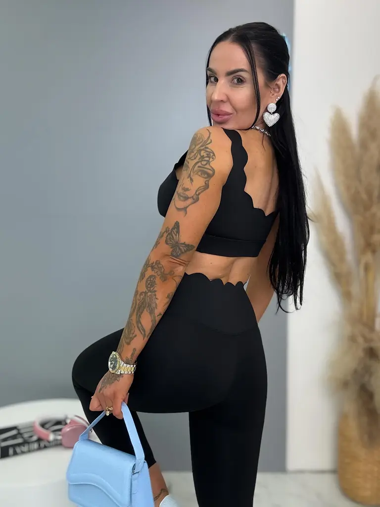 Lézervágott sportos szett ROMILA - next