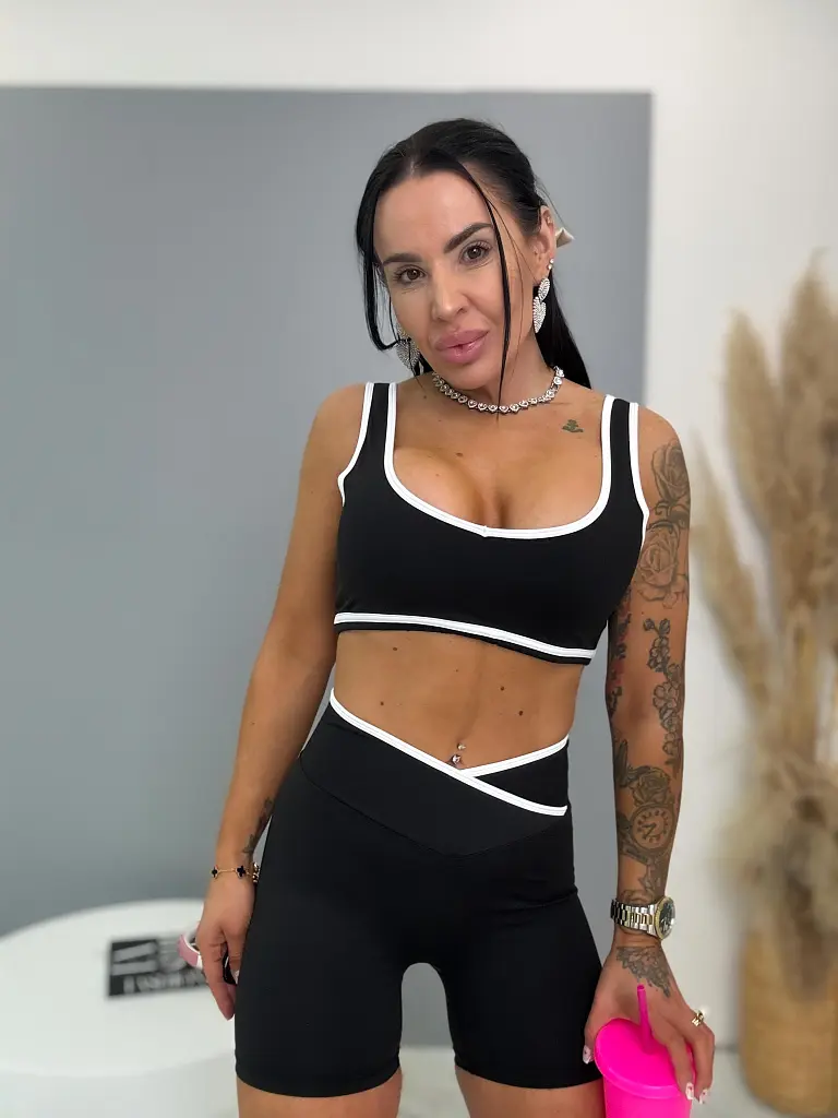 Sportos szett melltöméssel ISABELE