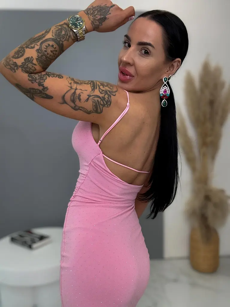 Sparkly maxi pántos ruha kövecskékkel díszítve RENI - next