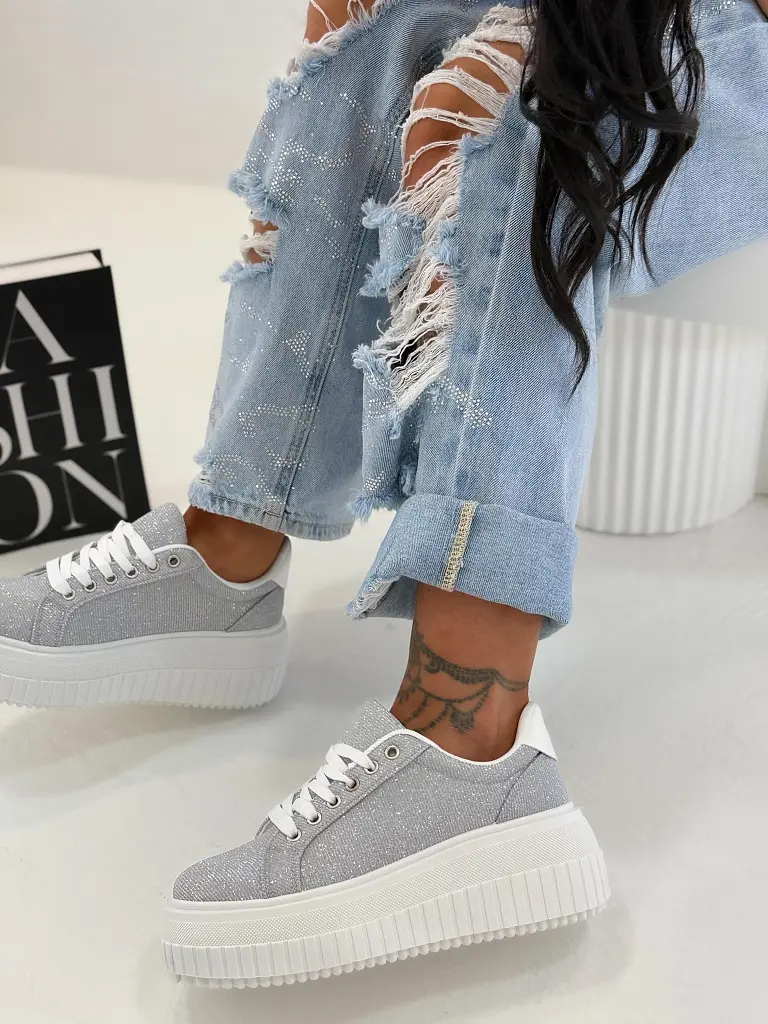 Csillogós platformos sportcipő NERIDA