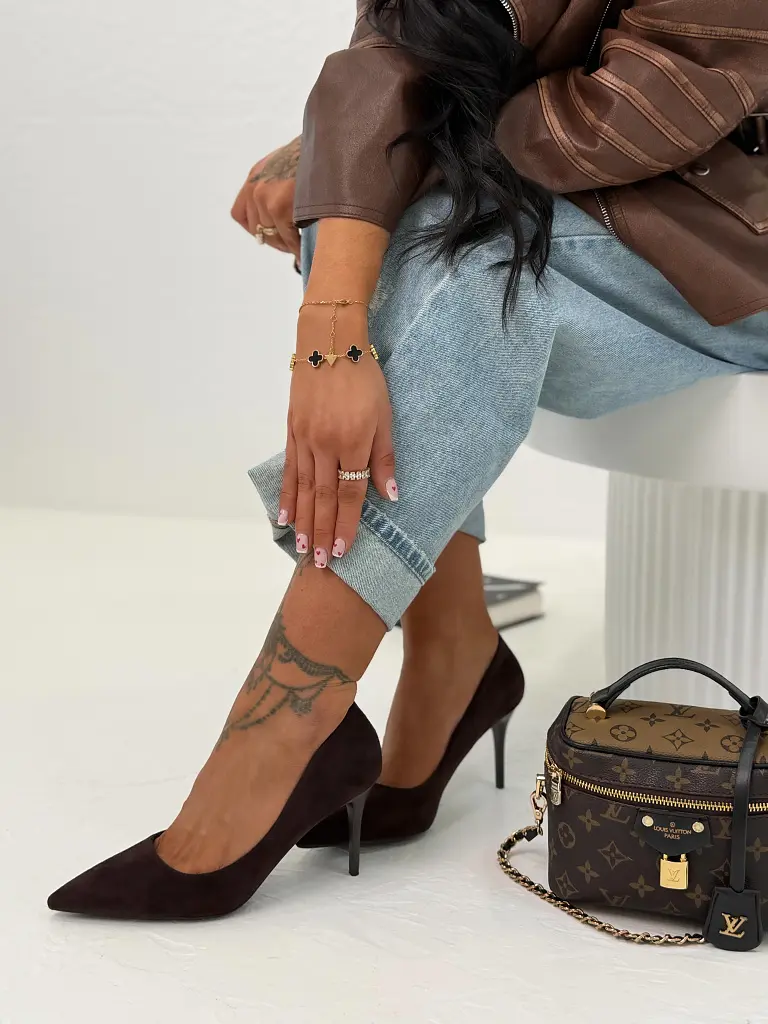 Velúr barna magassarkú BERNISS