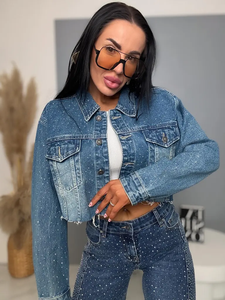 Kövekkel díszített farmerdzseki ADALA