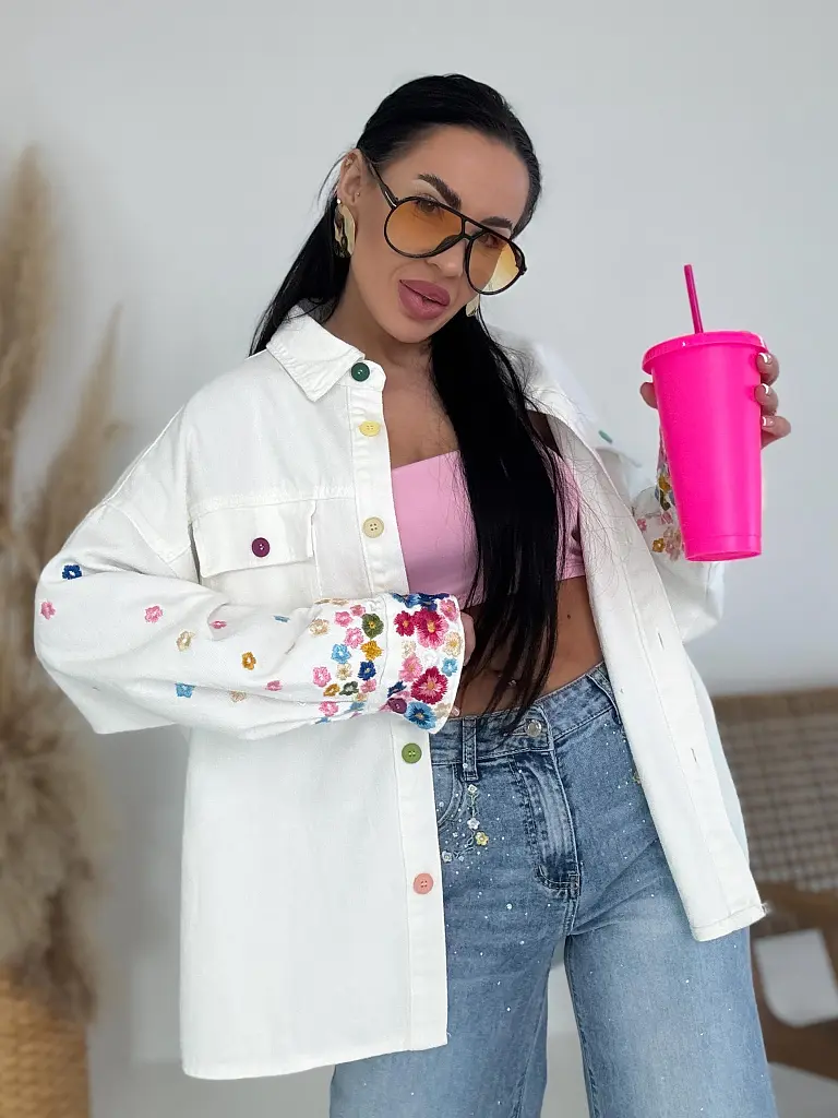 Virágmintás hímzéssel díszített farmer ingkabát RELIA