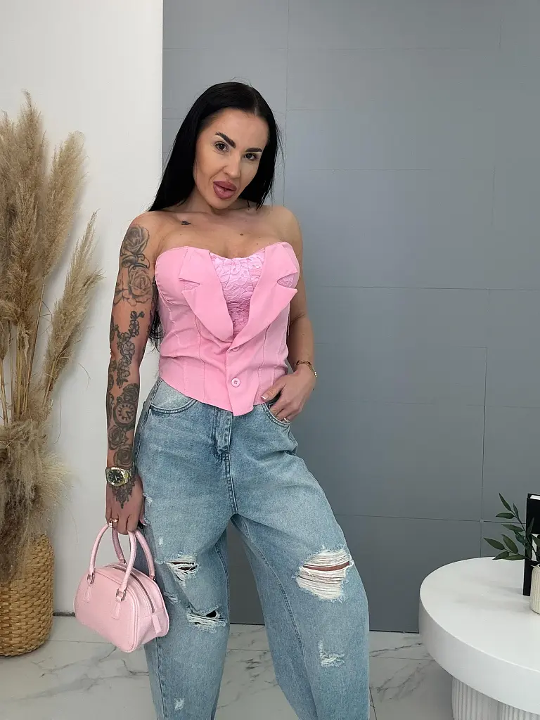 Csipkés top melltöméssel EVA