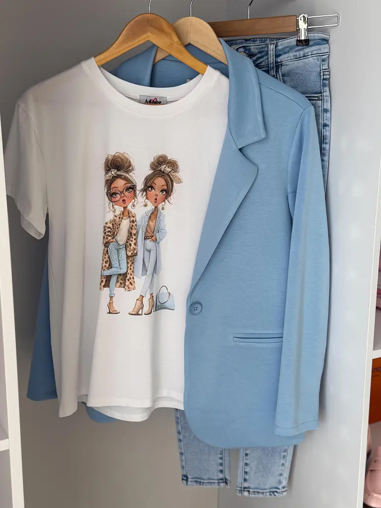 Póló kövekkel  ELLA