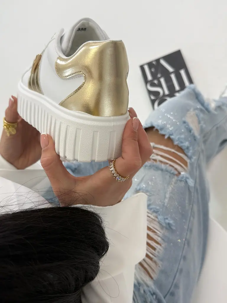 Platformos bőr sportcipő arany színű díszekkel LIMA - next