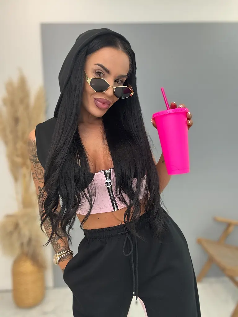 Sport együttes melltöméses crop toppal NORA