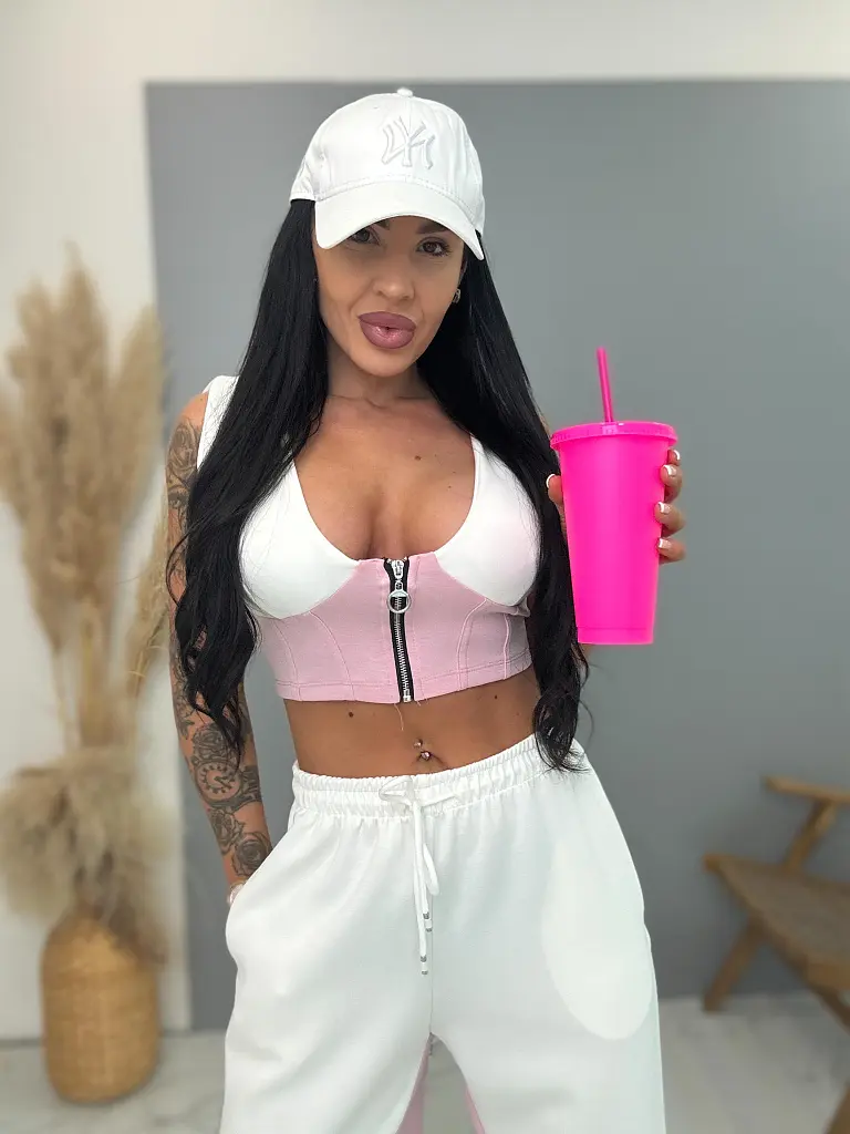 Sport együttes melltöméses crop toppal NORA - next