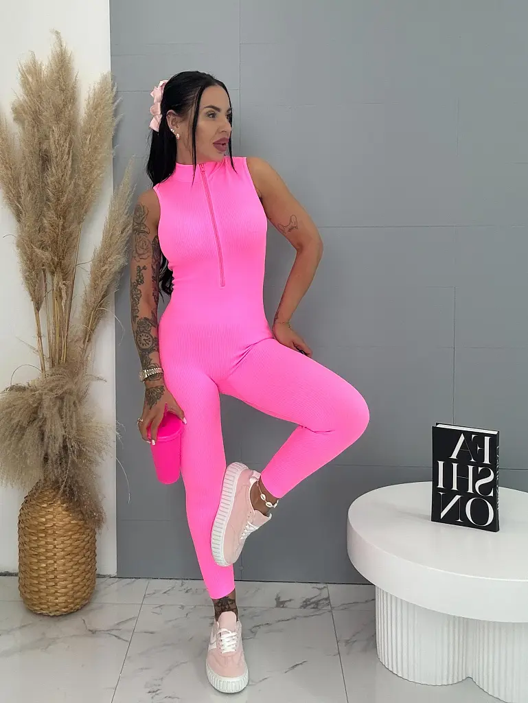 Alakformáló bordázott anyagú overál ALICIA