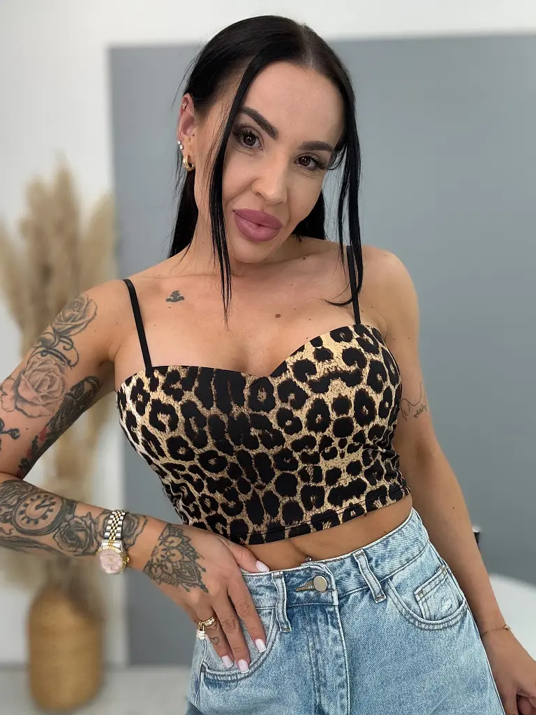 Leopárd mintás top melltöméssel ARINA