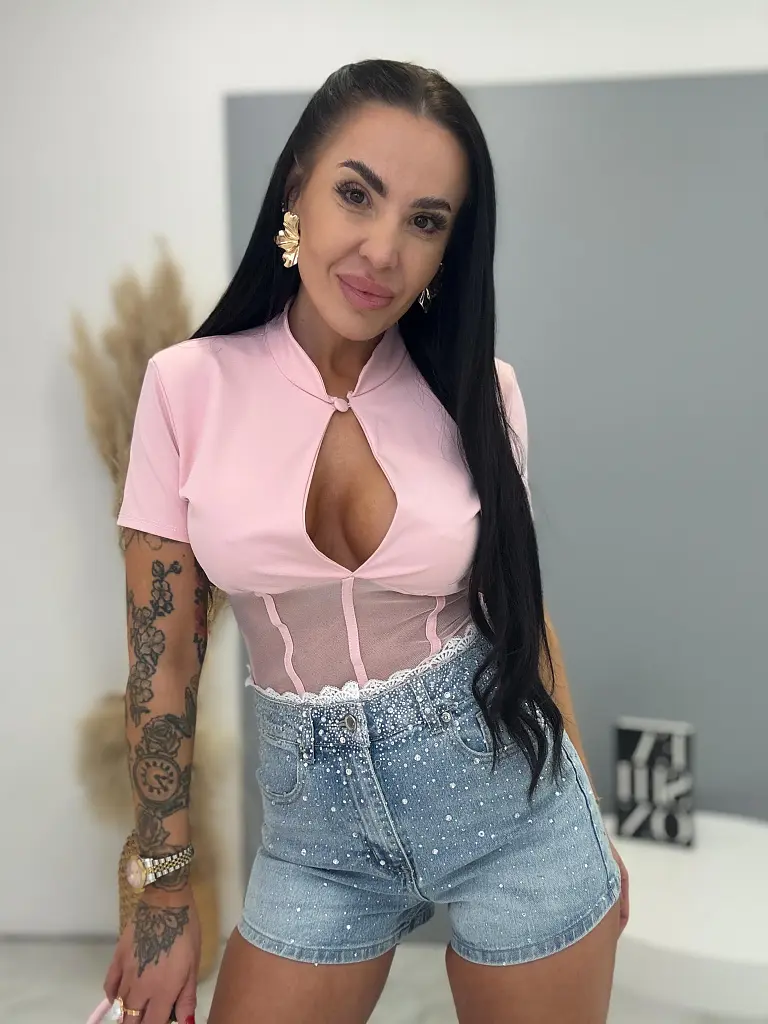 Rózsaszín crop top sifon alsó résszel Maya