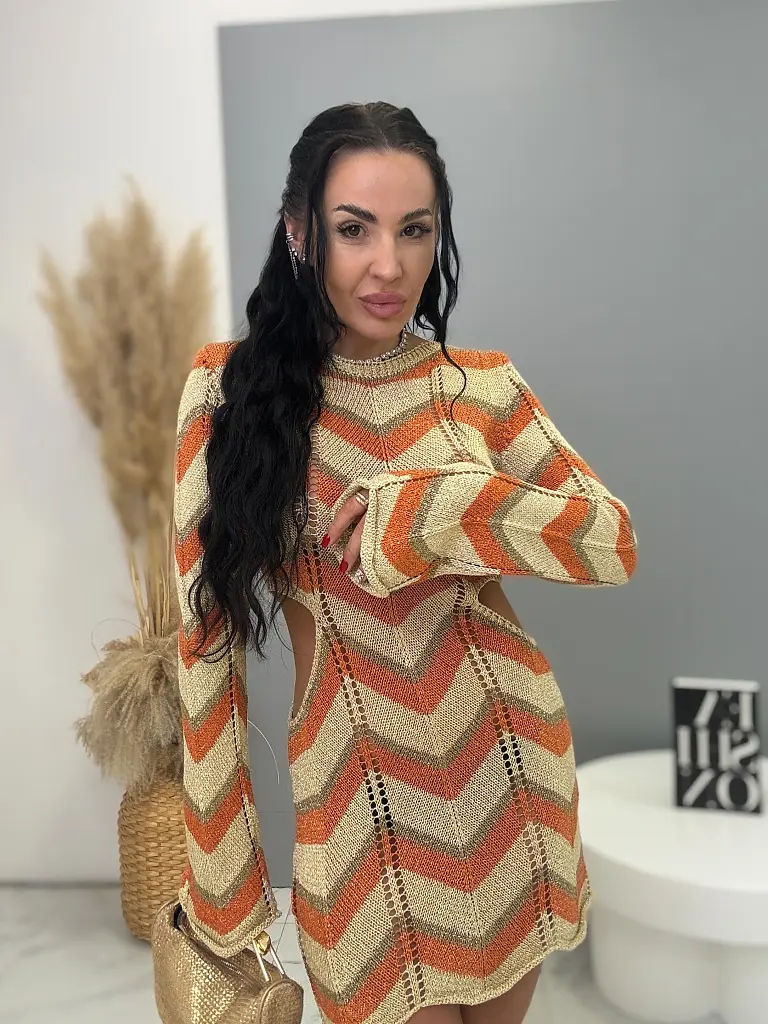 Kötött ruha arany szállal ROYAL