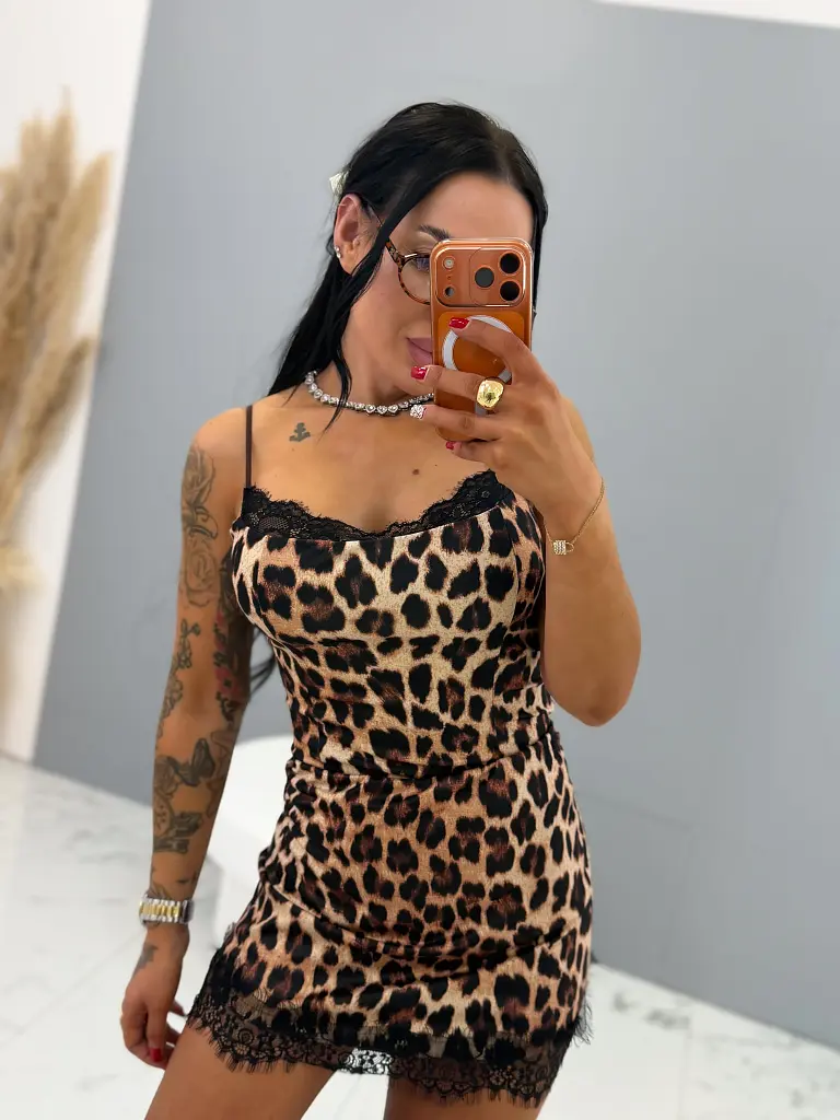 Leopárdmintás kétrészes szett - csipkés szoknyanadrág és top KYRA