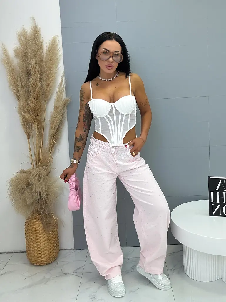 Kövekkel díszített elasztikus ballon fazonú baby pink farmer BELLA