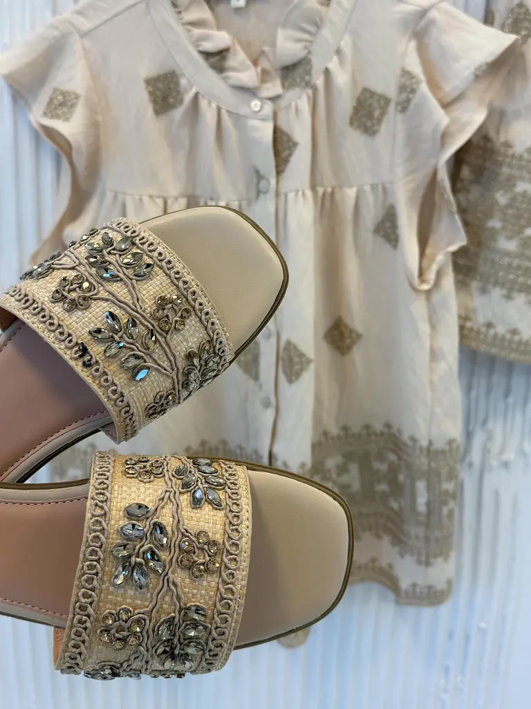 Női papucs díszítéssel ONE - next