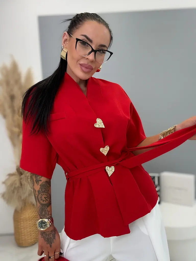 Blézer övvel és aranyozott brossal FANCY