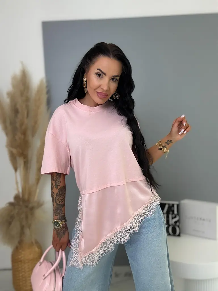 Női felső csipkével SIFIR