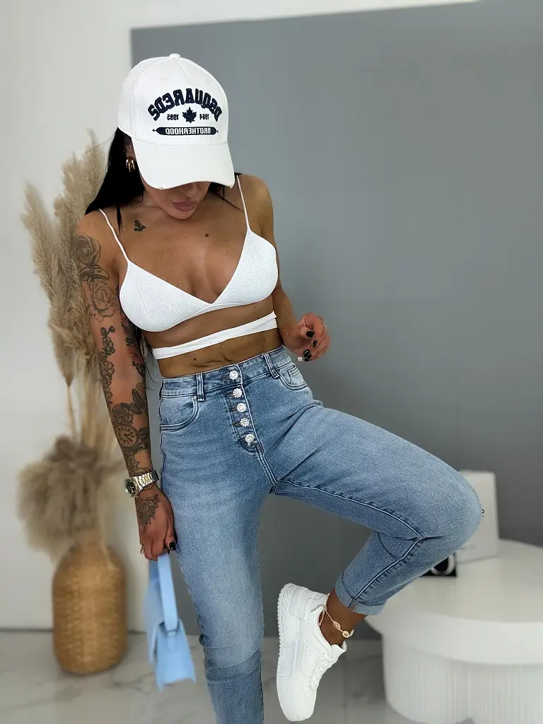 Mom fit farmer strasszos gombokkal LUX