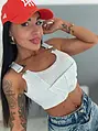 Bordázott crop top működő csatos pántokkal RIBBED
