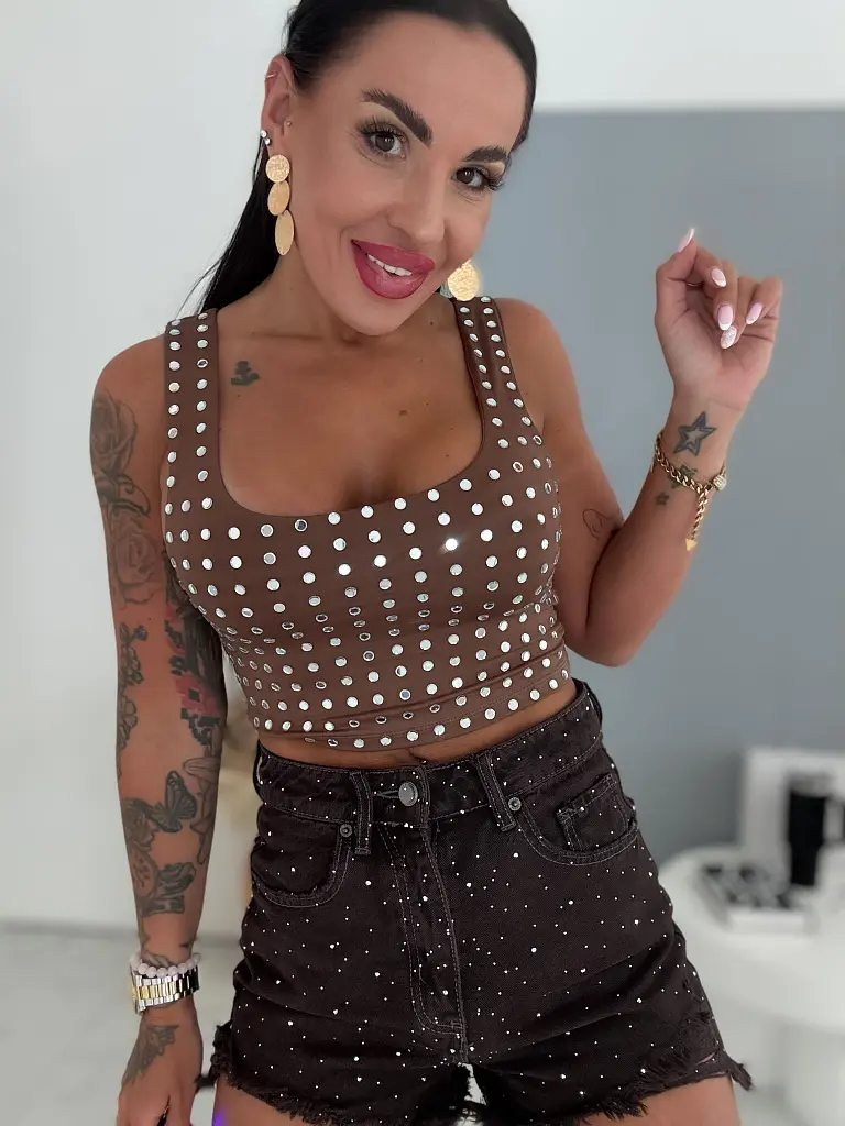 Crop-top ezüst kövekkel díszítve BLANCA