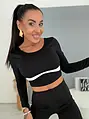 Elasztikus crop top melltöméssel LINE