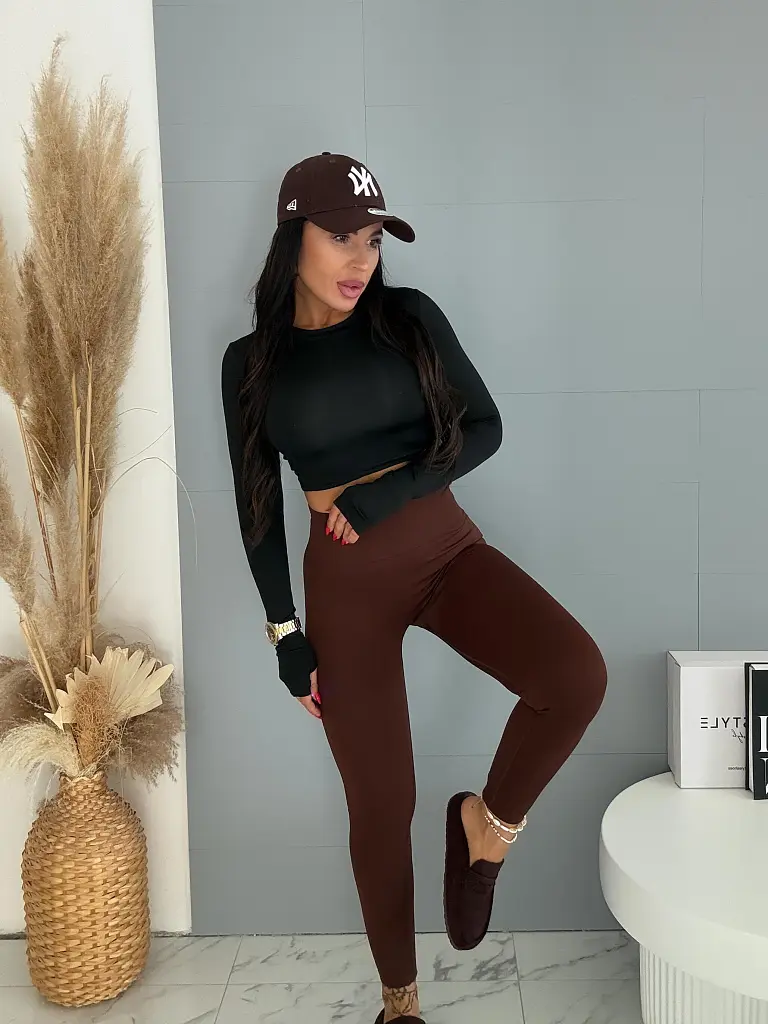Magas derekú push-up leggings húzott fenékrésszel FLEX FIT - next