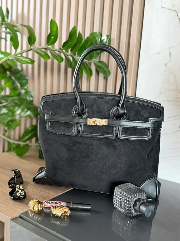 Velúr kézitáska SOFIA