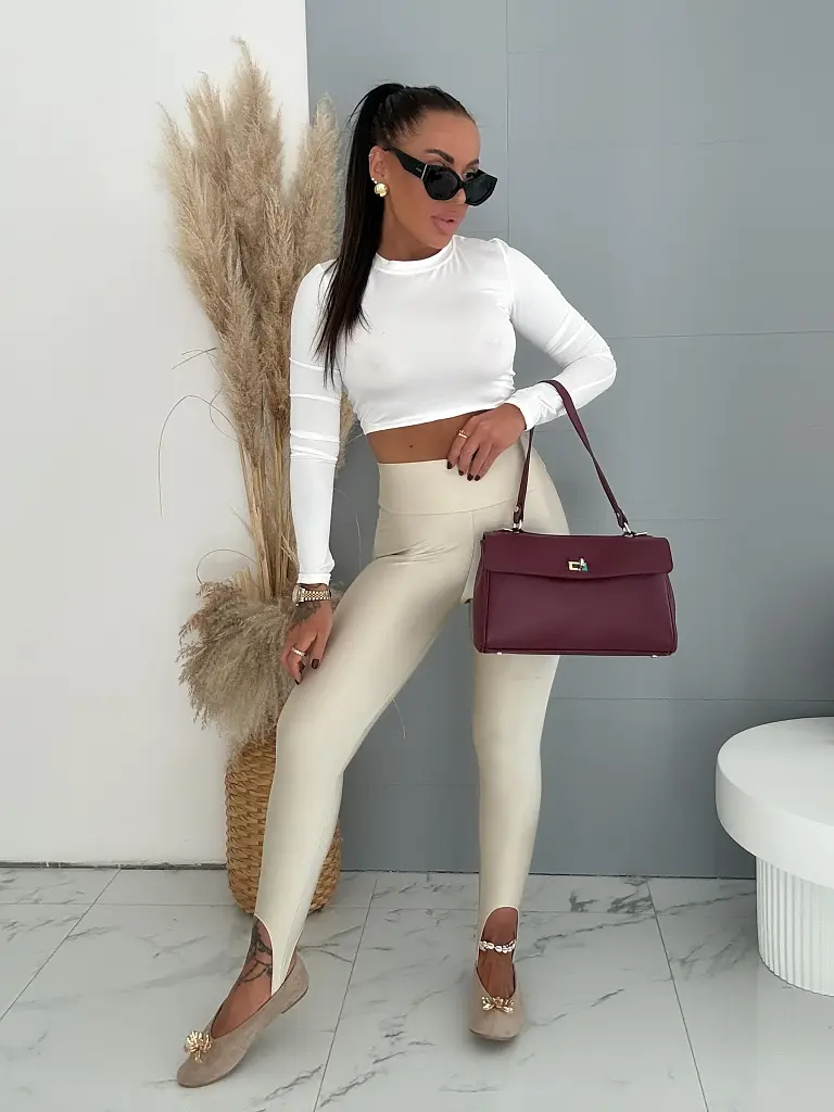 Magas derekú csillogó anyagú leggings STARS
