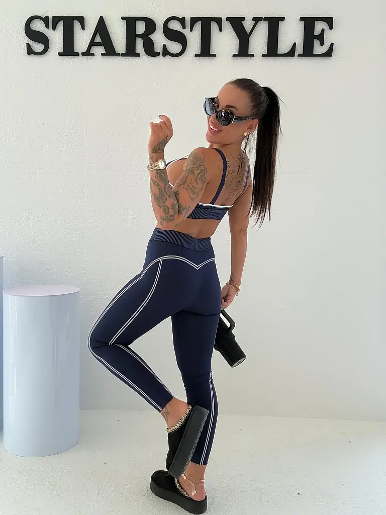 Sportos szett melltöméses felsővel FITT - next