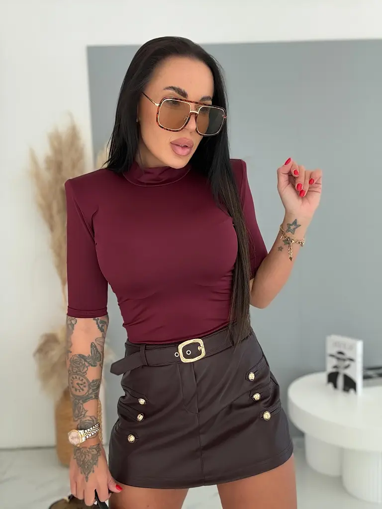 Wine műbőr skort arany díszítéssel MATE